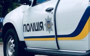 У Франківську патрульні супроводили авто з непритомною дівчиною до лікарні