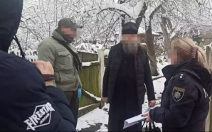 В УПЦ МП у Франківську виявили шеврони «донських козаків» та…