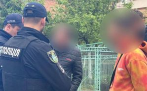 Напали на чоловіка з битою та бензопилою: двом мешканцям Франківська…