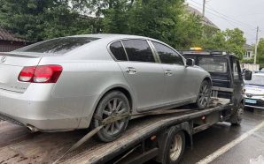 У Франківську патрульні виявили водія з ознаками сп’яніння та без…