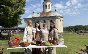Галицькі князі, ремесла і благодійність: у Крилосі відбувся фестиваль “Ремісничий…