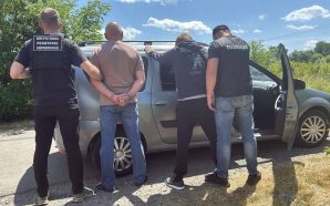 21-річного прикарпатця затримали під час спроби незаконного перетину кордону зі…