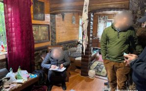 На Прикарпатті затримали чоловіка, який пакував канабіс у продукти харчування…