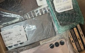 Підприємницька «передача»: жінка намагалась провезти десятки мобільних телефонів без декларації