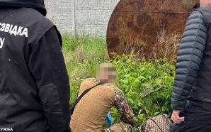 Повинна була підірвати бомбу в парку: школярка допомогла СБУ запобігти…