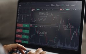 Алгоритмічний криптотрейдинг: як використовувати автоматизовані стратегії для успішної торгівлі