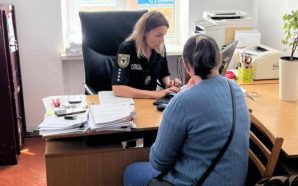Шахрайка з Коломийщини видурила у військових понад 450 тисяч гривень