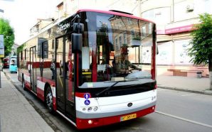 У Франківську запрошують на навчання та роботу водіїв автобусів