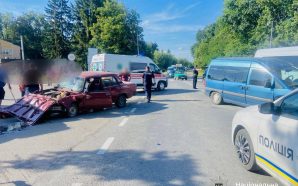 В Бурштині зіткнулися «ВАЗ» та «Citroën»: двоє людей — в…