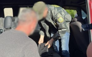 На Львівщині прикордонники викрили канал незаконного переправлення осіб за кордон