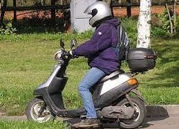 Підлітки за кермом скутерів: 1 загиблий та десятки травмованих на…