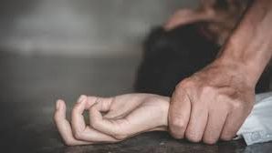 На Закарпатті судитимуть неповнолітніх хлопців за пограбування та зґвалтування жінки