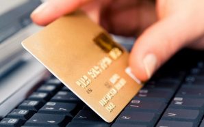 У Франківську шахраї видурили в жінки майже 470 тисяч гривень