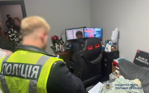 Працівниця банку вкрала гроші з рахунків померлих клієнтів