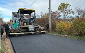 В Івано-Франківську ремонтують дорогу завдяки “Бюджету участі”. ФОТО