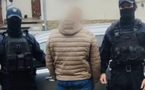 Вирощували коноплю та заробляли на збуті наркотичних речовин: на Прикарпатті…