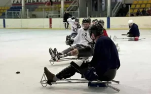 У Калуші ветеран відкрив парахокейний клуб