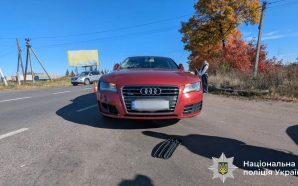 На Коломийщині автомобіль збив жінку-пішохода