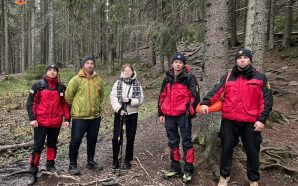 Рятувальники надали допомогу травмованій туристці на Говерлі