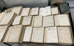 Старовинні видання: на кордоні з Румунією прикордонники виявили книги ХІХ століття