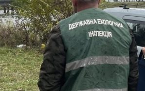 На Прикарпатті незаконно розширили сміттєзвалище й вирубали насадження