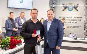 Захисник Микола Смирнов отримав відзнаку «За честь і звитягу»