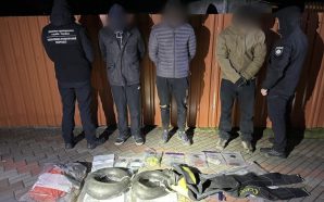 Двох «водолазів» та «інструктора» затримали поблизу кордону з Румунією 