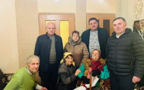 У Космачі привітали довгожительку громади зі 103-річчям