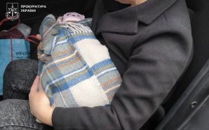 Продали власне немовля: у Миколаєві затримали матір і батька за&hellip;