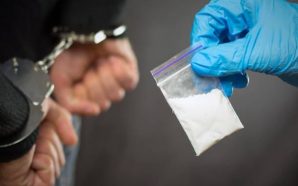 Двоє калушан торгували психотропами через поштомати, їх затримали та судитимуть